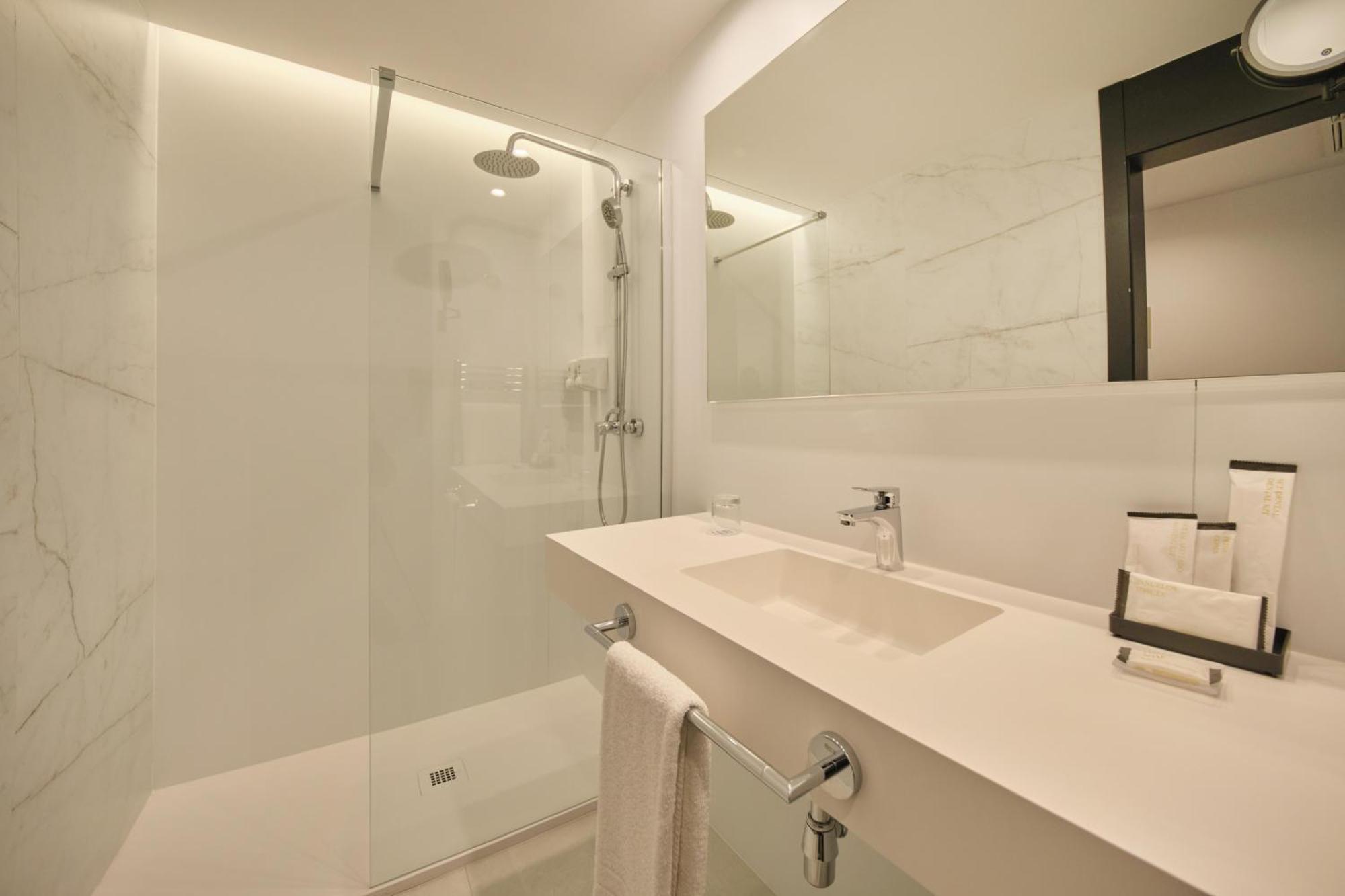 1881 Madrid Ventas Hotel エクステリア 写真