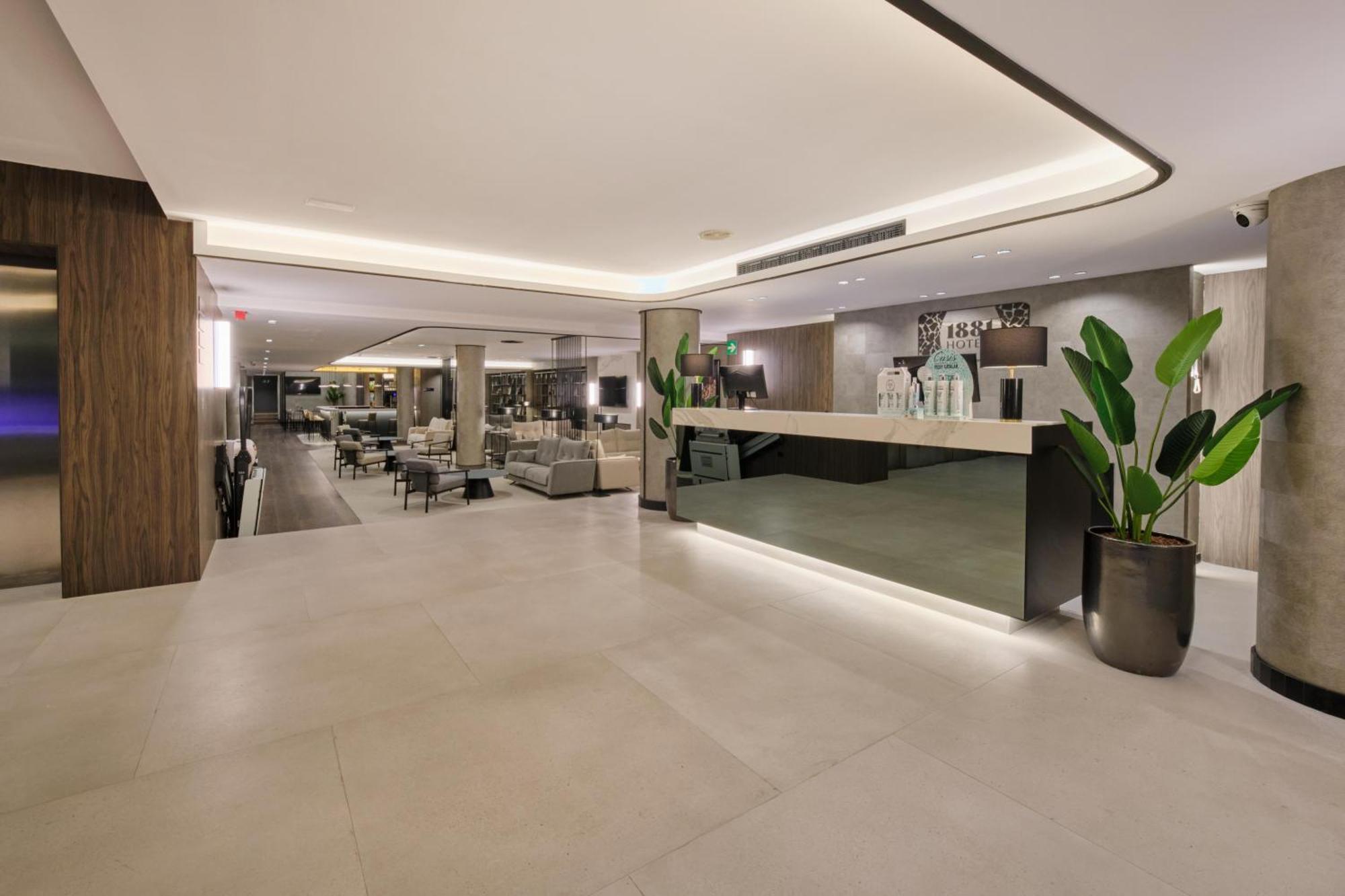 1881 Madrid Ventas Hotel エクステリア 写真